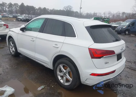 2021 Audi Q5 Premium 45 Tfsi Quattro S Tronic z USA, uszkodzony, nr VIN WA1AAAFY0M2016384